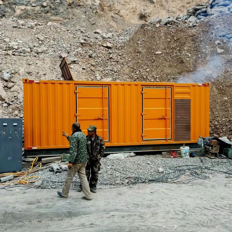 常山如何选择适合自己的 800KW 柴油发电机组?